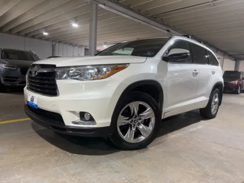 Photos of 2016 Toyota Highlander Limited V6 for sale in Carlstadt, NJ at 101 Motors