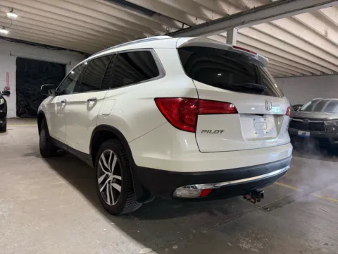 Another view of 2017 Honda Pilot Touring for sale in Carlstadt, NJ at 101 Motors