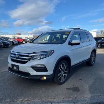 White 2017 Honda Pilot Touring for sale in Carlstadt, NJ