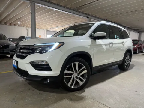 Photos of 2017 Honda Pilot Touring for sale in Carlstadt, NJ at 101 Motors