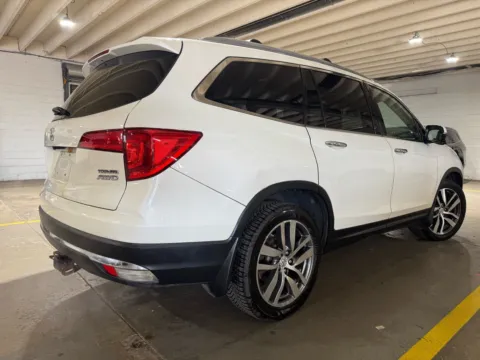 More photos of 2017 Honda Pilot Touring at 101 Motors, NJ