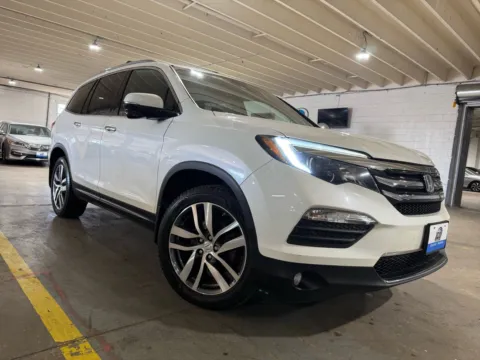 More photos of 2017 Honda Pilot Touring at 101 Motors, NJ