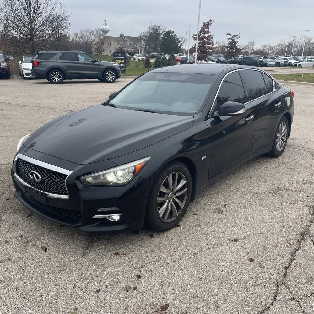 2017 INFINITI Q50
