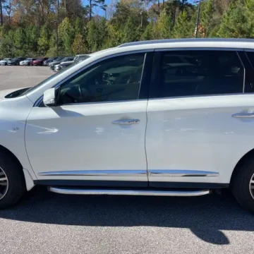 More photos of 2017 INFINITI QX60 at 101 Motors, NJ