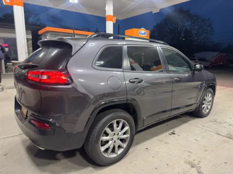 Another view of 2018 Jeep Cherokee Latitude Tech Connect 4x4 for sale in Carlstadt, NJ at 101 Motors