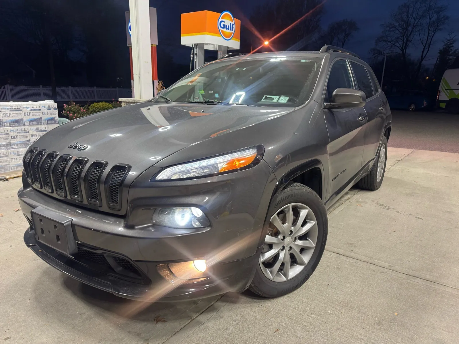 Gray 2018 Jeep Cherokee Latitude Tech Connect 4x4 for sale in Carlstadt, NJ