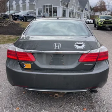 More photos of 2015 Honda Accord EX-L at 101 Motors, NJ