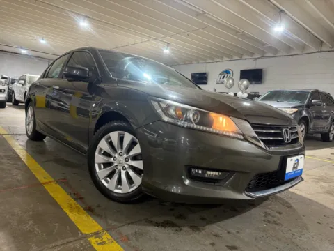 More photos of 2015 Honda Accord EX-L at 101 Motors, NJ