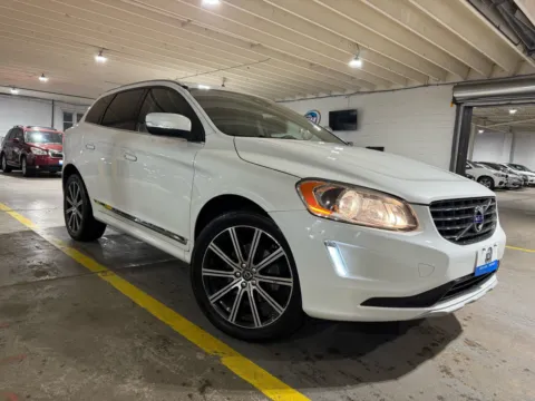 More photos of 2017 Volvo XC60 T6 Inscription at 101 Motors, NJ