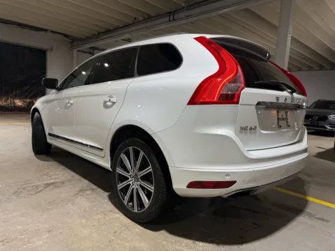 Another view of 2017 Volvo XC60 T6 Inscription for sale in Carlstadt, NJ at 101 Motors