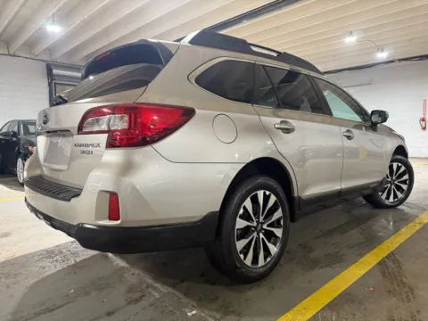 More photos of 2016 Subaru Outback 3.6R Limited at 101 Motors, NJ