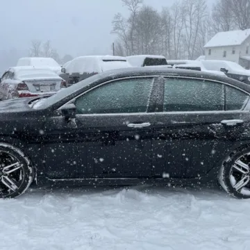 More photos of 2017 Honda Accord Sport SE at 101 Motors, NJ