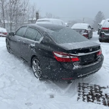 More photos of 2017 Honda Accord Sport SE at 101 Motors, NJ