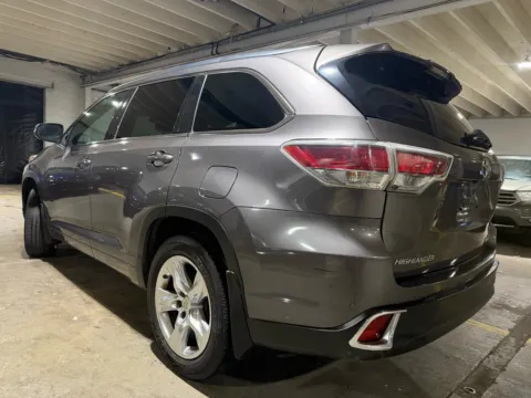 Another view of 2015 Toyota Highlander Limited V6 for sale in Carlstadt, NJ at 101 Motors