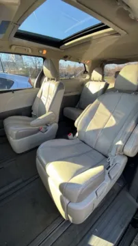 More photos of 2013 Toyota Sienna Limited 7 Passenger at 101 Motors, NJ