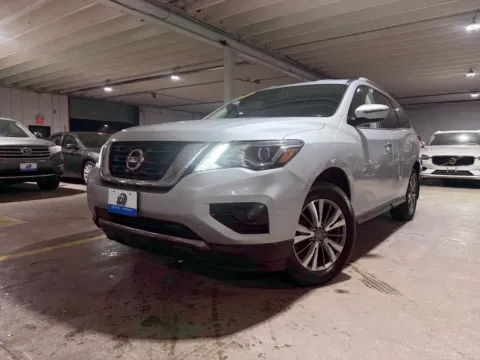 Silver 2018 Nissan Pathfinder S for sale in Carlstadt, NJ