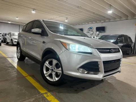 More photos of 2014 Ford Escape SE at 101 Motors, NJ