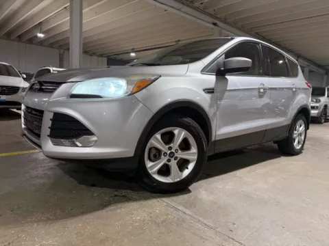 Photos of 2014 Ford Escape SE for sale in Carlstadt, NJ at 101 Motors
