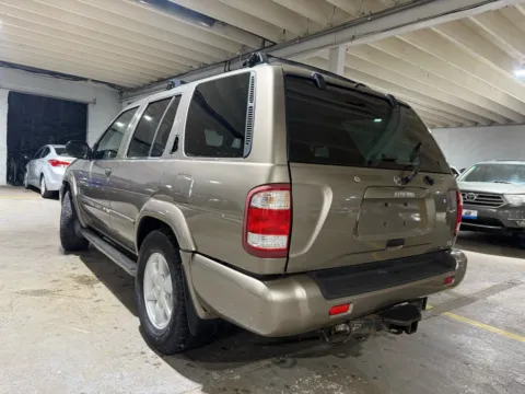 Another view of 2001 Nissan Pathfinder LE for sale in Carlstadt, NJ at 101 Motors