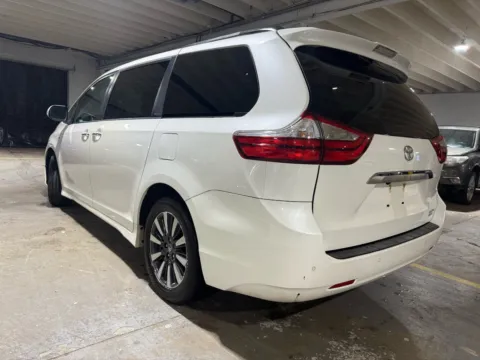 Another view of 2018 Toyota Sienna Limited Premium 7 Passenger for sale in Carlstadt, NJ at 101 Motors