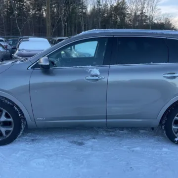 More photos of 2017 Kia Sorento 3.3L SX at 101 Motors, NJ