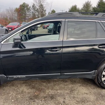 More photos of 2015 Subaru Outback 2.5i Limited at 101 Motors, NJ