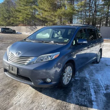 Blue 2015 Toyota Sienna Limited Premium 7 Passenger for sale in Carlstadt, NJ