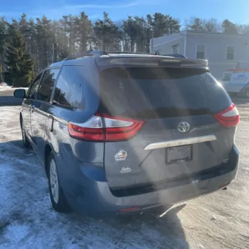 More photos of 2015 Toyota Sienna Limited Premium 7 Passenger at 101 Motors, NJ