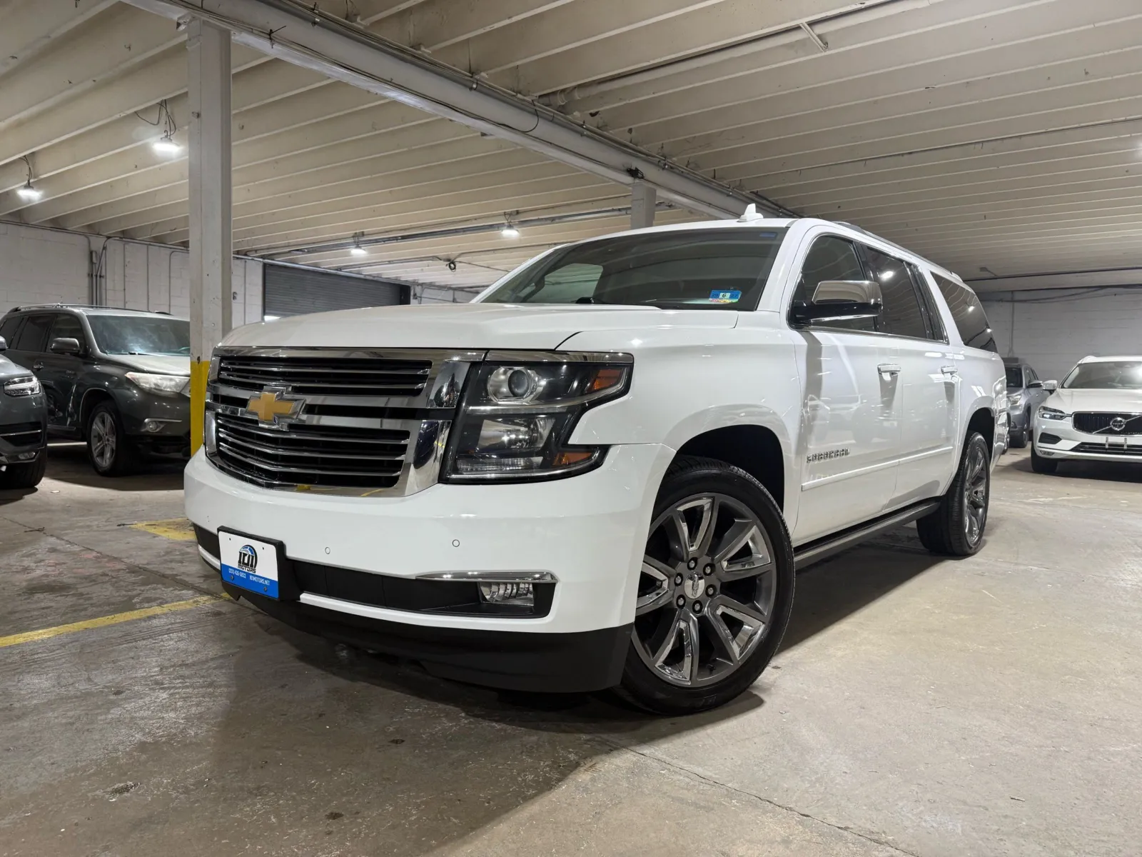 2018 Chevrolet Suburban Premier's photo