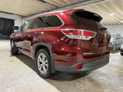 Another view of 2015 Toyota Highlander XLE V6 for sale in Carlstadt, NJ at 101 Motors