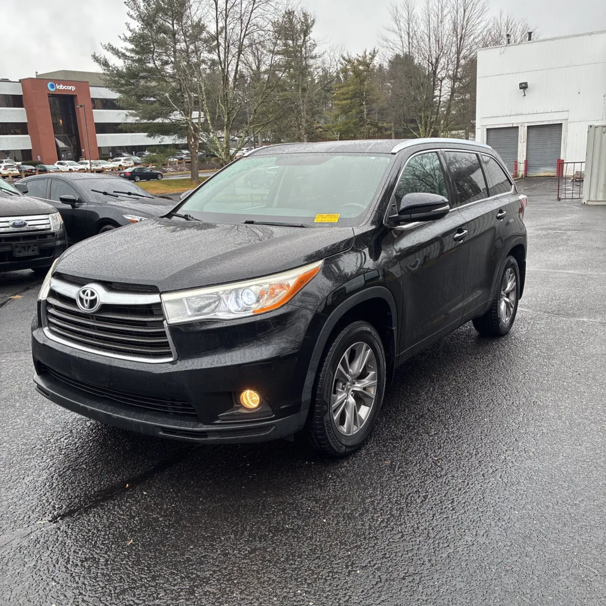 Black 2014 Toyota Highlander XLE V6 for sale in Carlstadt, NJ