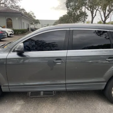 More photos of 2013 Audi Q7 3.0T Premium at 101 Motors, NJ