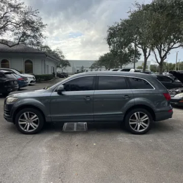 Another view of 2013 Audi Q7 3.0T Premium for sale in Carlstadt, NJ at 101 Motors