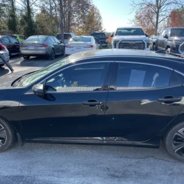 More photos of 2017 Honda Civic EX-L at 101 Motors, NJ