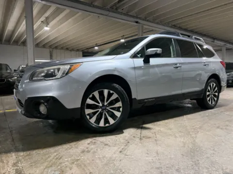 Photos of 2016 Subaru Outback 2.5i Limited for sale in Carlstadt, NJ at 101 Motors
