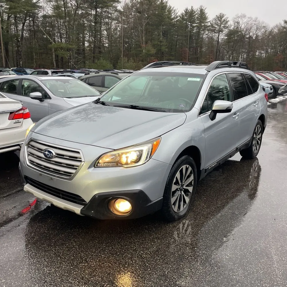 Silver 2016 Subaru Outback 2.5i Limited for sale in Carlstadt, NJ