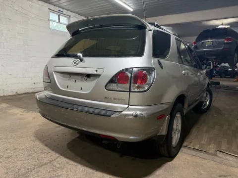 More photos of 2002 Lexus RX 300 at 101 Motors, NJ