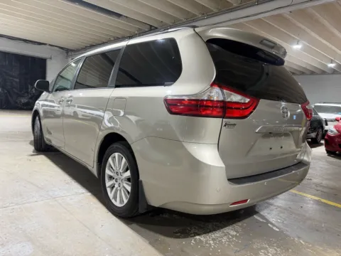 Another view of 2017 Toyota Sienna XLE Premium 7 Passenger for sale in Carlstadt, NJ at 101 Motors
