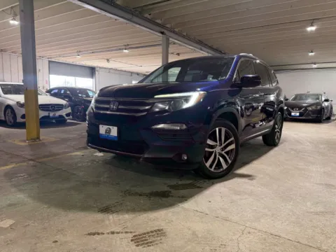 Blue 2018 Honda Pilot Touring for sale in Carlstadt, NJ