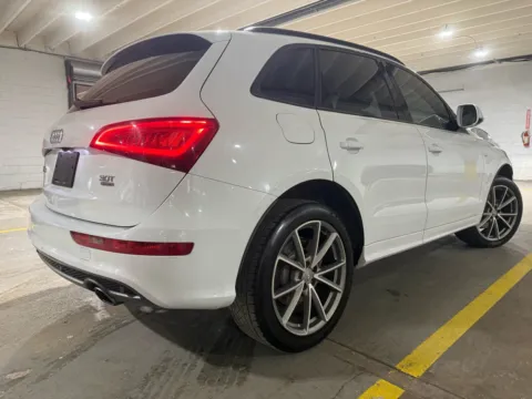 More photos of 2016 Audi Q5 3.0T Premium Plus at 101 Motors, NJ