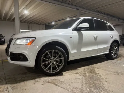 Photos of 2016 Audi Q5 3.0T Premium Plus for sale in Carlstadt, NJ at 101 Motors