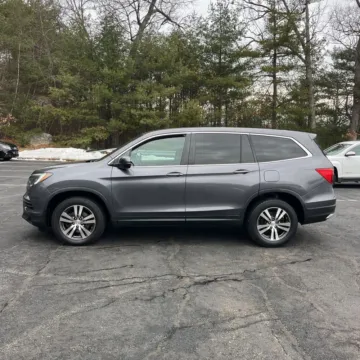 Photos of 2017 Honda Pilot EX-L for sale in Carlstadt, NJ at 101 Motors