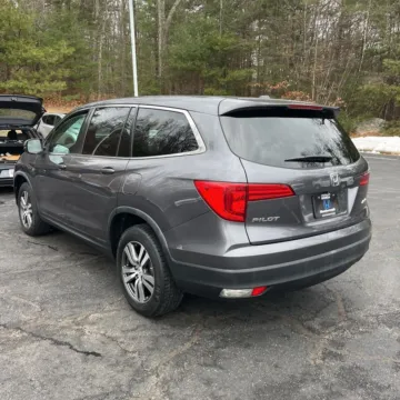 Another view of 2017 Honda Pilot EX-L for sale in Carlstadt, NJ at 101 Motors