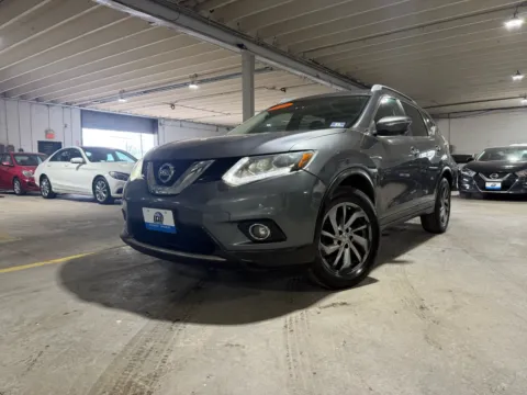 Gray 2015 Nissan Rogue SL for sale in Carlstadt, NJ