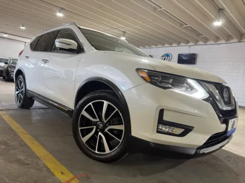 More photos of 2018 Nissan Rogue SL at 101 Motors, NJ