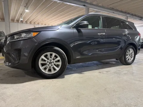 Photos of 2019 Kia Sorento 2.4L LX for sale in Carlstadt, NJ at 101 Motors