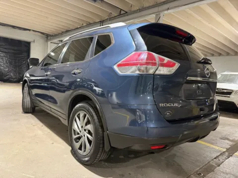 Another view of 2015 Nissan Rogue SL for sale in Carlstadt, NJ at 101 Motors
