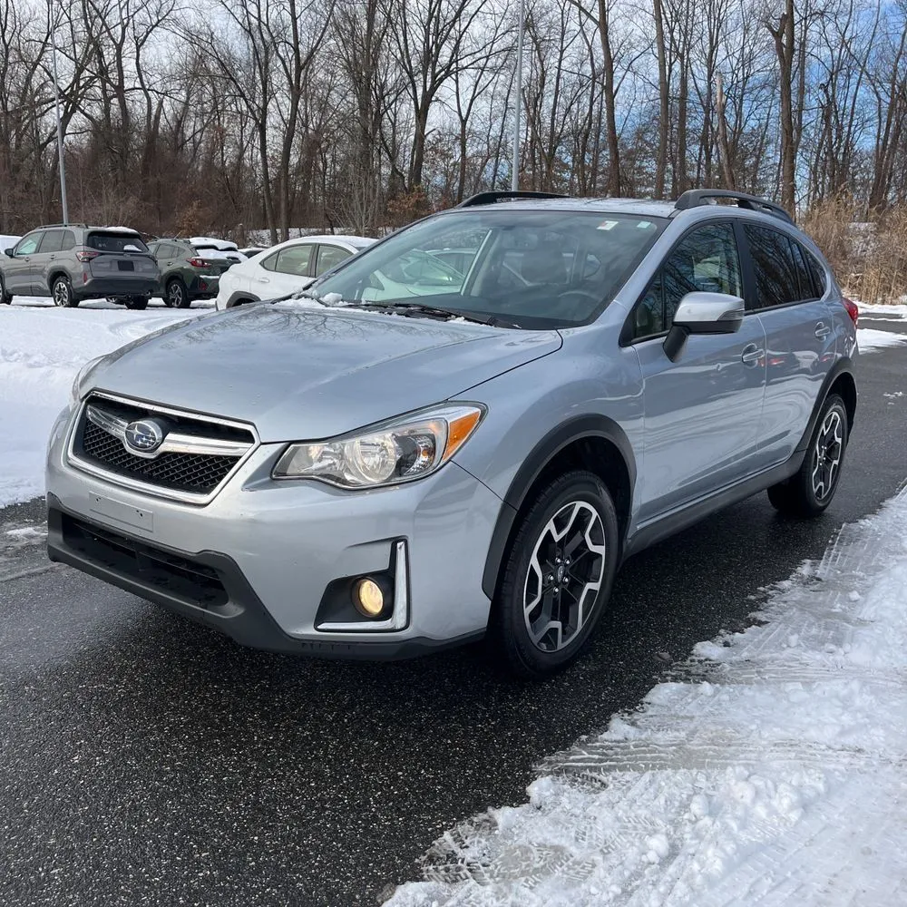 Silver 2016 Subaru Crosstrek 2.0i Limited for sale in Carlstadt, NJ