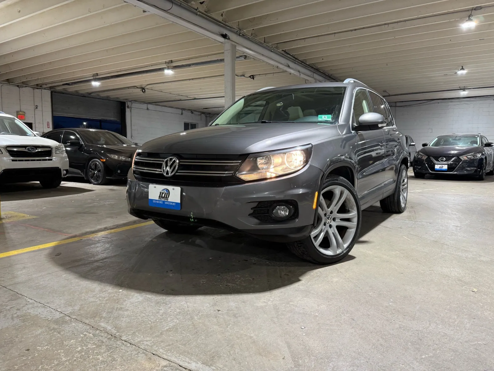 Gray 2013 Volkswagen Tiguan SE for sale in Carlstadt, NJ