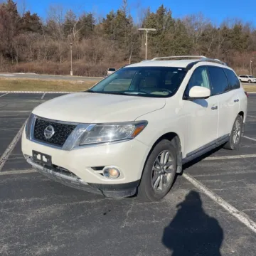 White 2016 Nissan Pathfinder SL for sale in Carlstadt, NJ